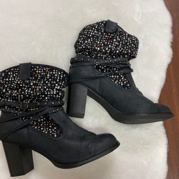 Not Rated Embellished Slouch Ankle Boots, size 10 - Picture 5 of 14